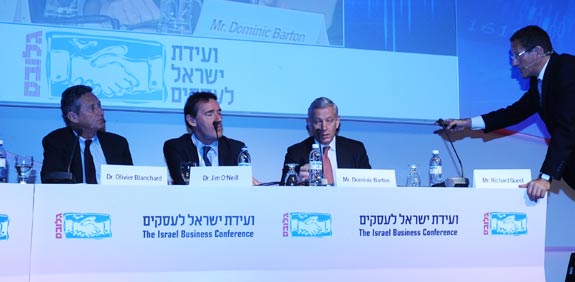 ד"ר אולבייר בלנשארד   ד"ר ג'ים אוניל   דומיניק ברטון   ריצ'ארד קווסט  /  צלם: תמר מצפי